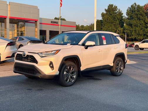 2025 Toyota RAV4 Hybrid XLE Premium