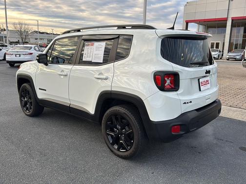2023 Jeep Renegade Altitude
