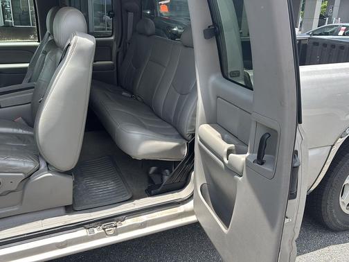 Silver Birch Metallic 2004 Chevrolet Silverado 1500 LT Extended Cab