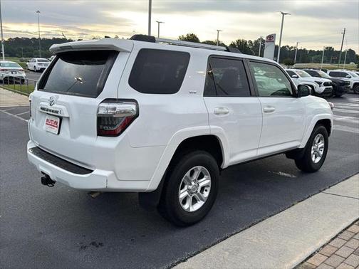 2022 Toyota 4Runner SR5