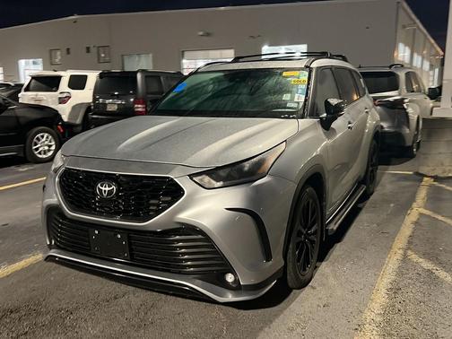 2024 Toyota Highlander XSE