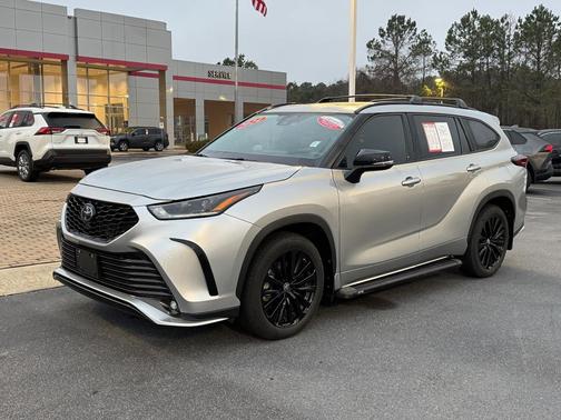 2024 Toyota Highlander XSE