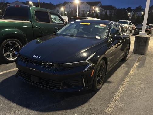 2025 Kia K5 LXS