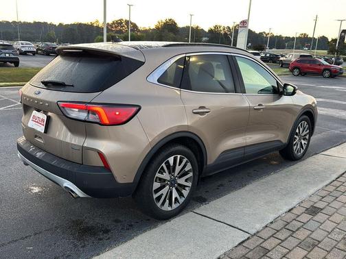 2020 Ford Escape Titanium