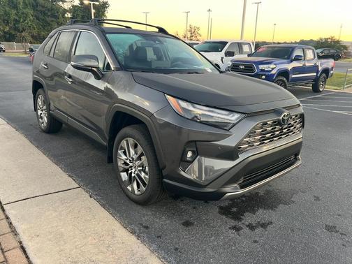 2025 Toyota RAV4 Limited