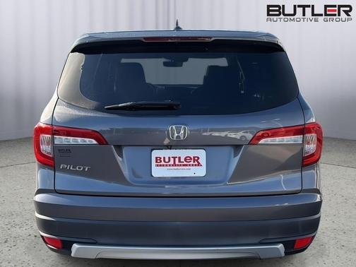 Modern Steel Metallic 2022 Honda Pilot 2WD EX-L