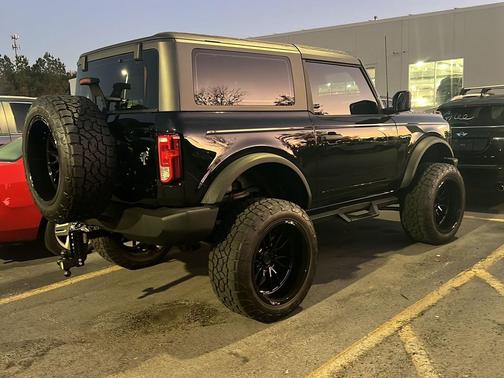 2023 Ford Bronco Base