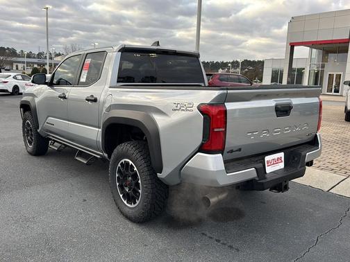 2026 Toyota Tacoma Hybrid TRD Off Road