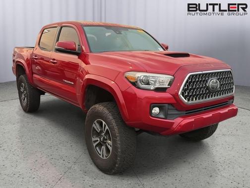 Barcelona Red Metallic 2018 Toyota Tacoma TRD Sport