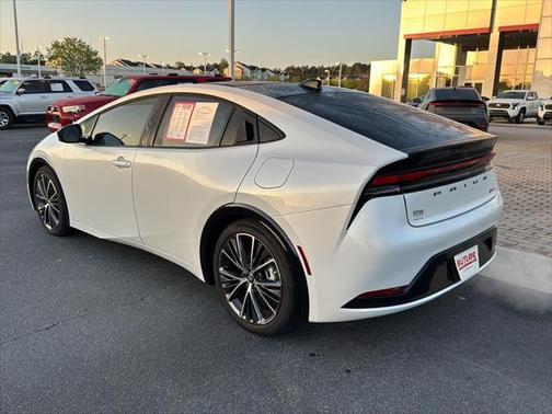 2023 Toyota Prius XLE