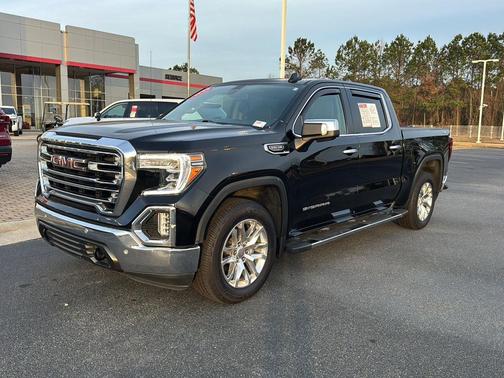 2022 GMC Sierra 1500 SLT