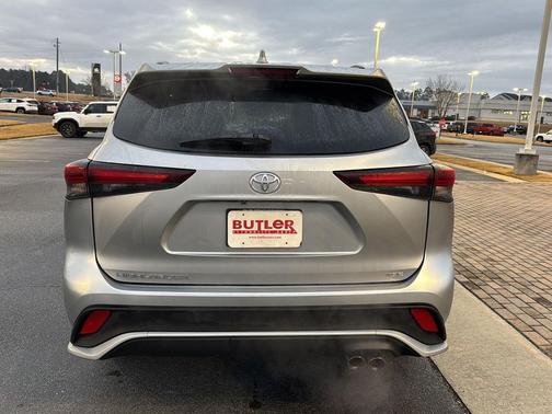2024 Toyota Highlander XSE