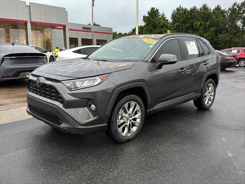 2020 Toyota RAV4 XLE Premium