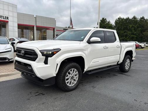 2025 Toyota Tacoma SR5