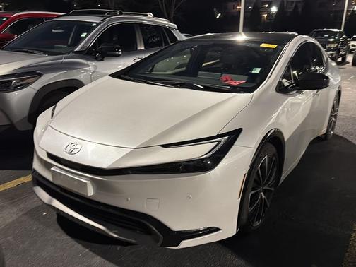 2023 Toyota Prius XLE