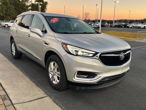 2020 Buick Enclave FWD Essence