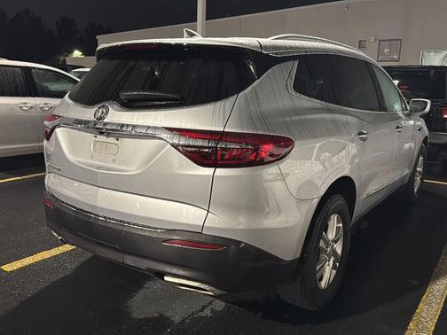 2020 Buick Enclave FWD Essence