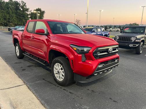 2025 Toyota Tacoma SR5