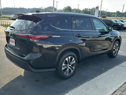 2024 Toyota Highlander XSE