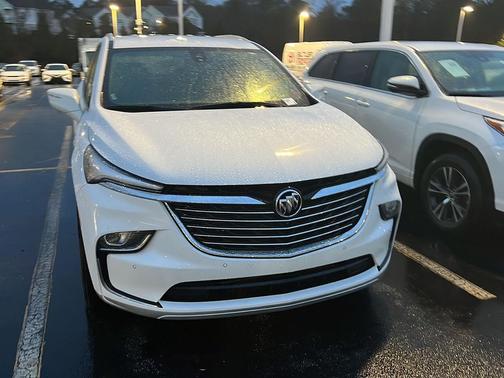 2024 Buick Enclave Premium FWD