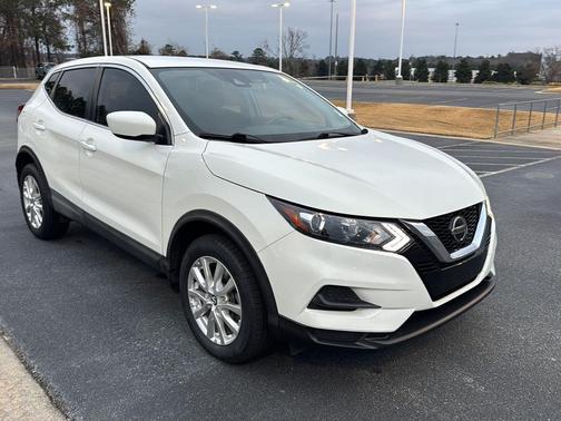 2020 Nissan Rogue Sport S