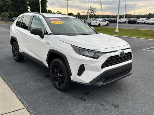2019 Toyota RAV4 Hybrid LE