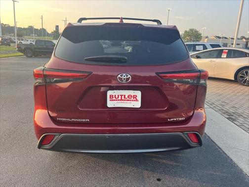 2022 Toyota Highlander Limited