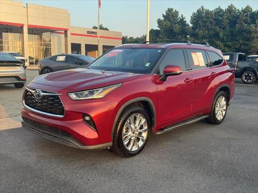 2022 Toyota Highlander Limited
