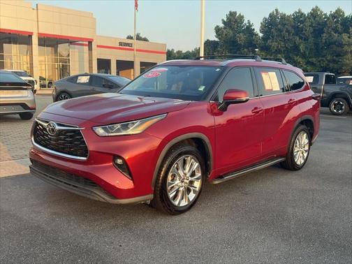 2022 Toyota Highlander Limited