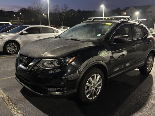 2021 Nissan Rogue Sport SV