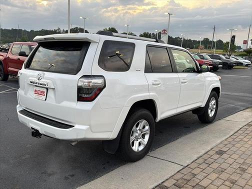 2024 Toyota 4Runner SR5