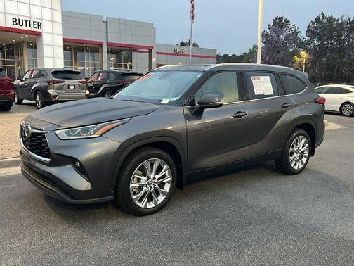 Magnetic Gray Metallic 2023 Toyota Highlander Limited