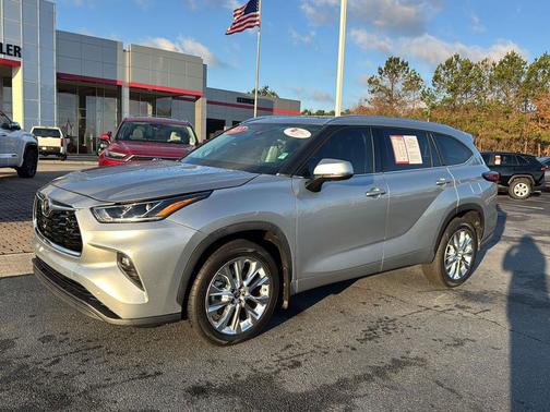 2022 Toyota Highlander Limited