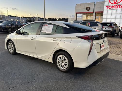 2016 Toyota Prius Two