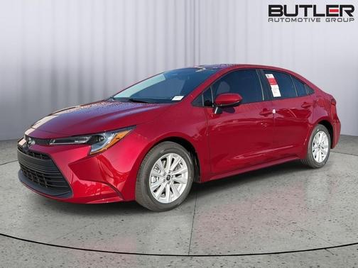 Ruby Flare Pearl 2026 Toyota Corolla LE