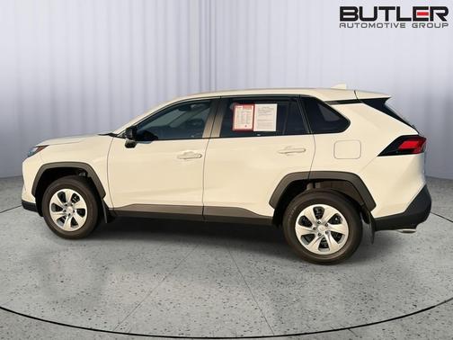 Ice Cap 2024 Toyota RAV4 LE