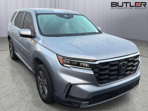 Lunar Silver Metallic 2024 Honda Pilot EX-L 7 Passenger