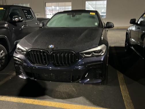 2023 BMW X6 xDrive40i