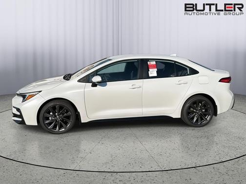 Wind Chill Pearl 2026 Toyota Corolla SE