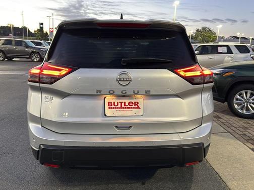 2025 Nissan Rogue S