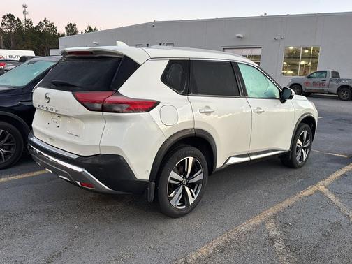 2021 Nissan Rogue Platinum