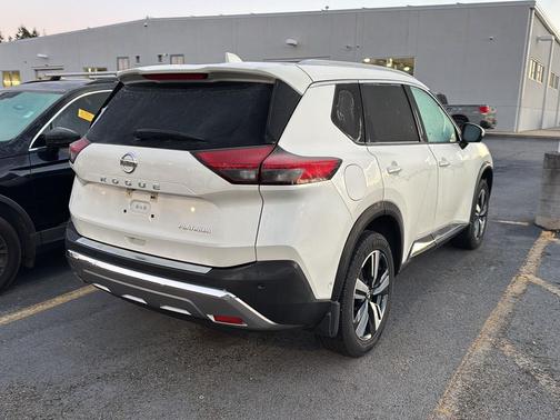 2021 Nissan Rogue Platinum