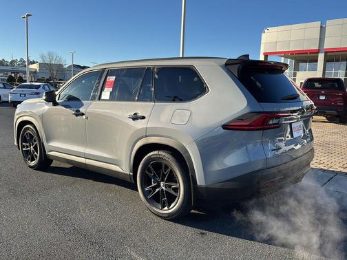 2026 Toyota Highlander Hybrid Base