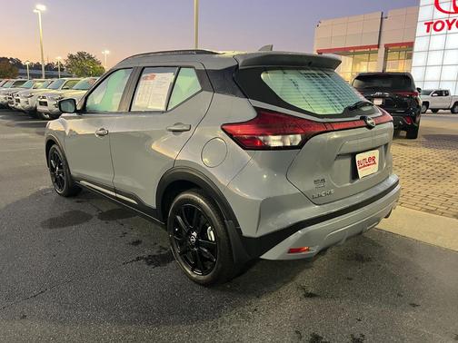 2024 Nissan Kicks SR