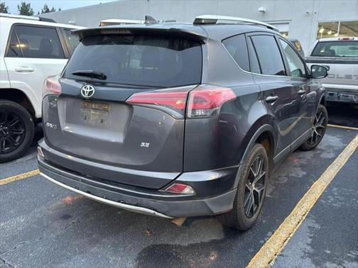 2016 Toyota RAV4 SE