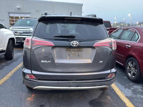 2016 Toyota RAV4 SE