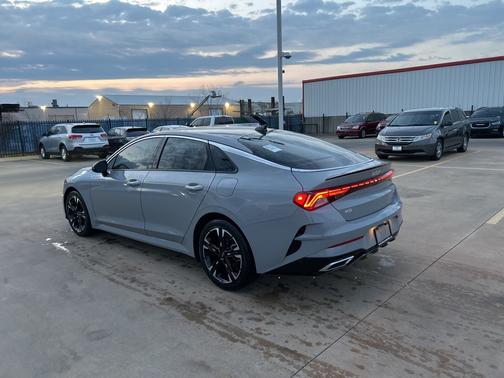 2023 Kia K5 GT-Line