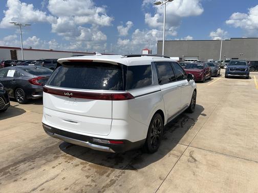 2024 Kia Carnival SX Prestige