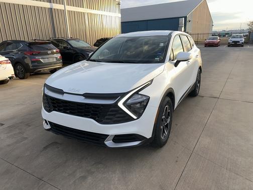 2023 Kia Sportage LX