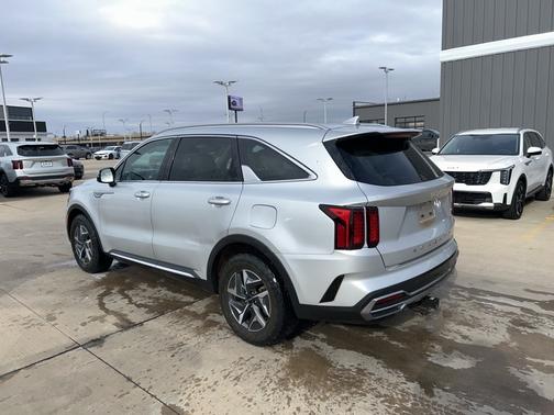 2022 Kia Sorento Hybrid S